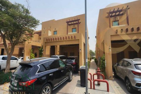 Kuća u nizu u Al Furjan, Dubai, UAE 3 spavaćih soba, 224 m2 Br. 648144 - fotografija 2