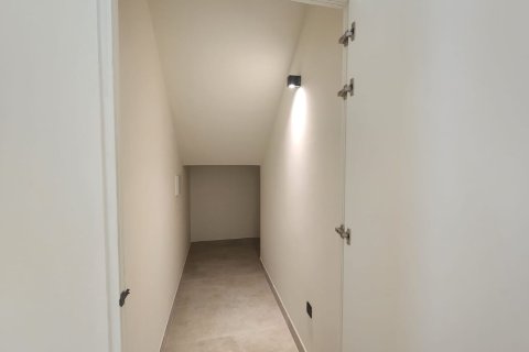 Villa in vendita a Dubai Land, Dubai, EAU 5 camere da letto, 384.71 mq. № 748468 - foto 10
