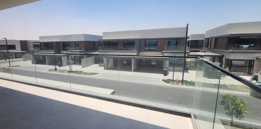 Villa a Dubai Land, Dubai, EAU 5 camere da letto, 384.71 mq. № 748468