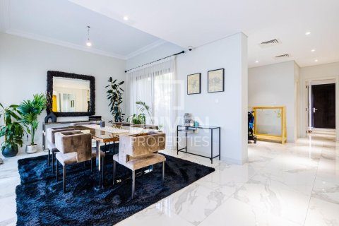 Βίλα σε DAMAC Hills (Akoya by DAMAC), Dubai, ΗΑΕ 4 υπνοδωμάτια, 415 τ.μ. Αρ. 654610 - φωτογραφία 1