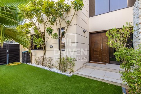 Βίλα σε DAMAC Hills (Akoya by DAMAC), Dubai, ΗΑΕ 4 υπνοδωμάτια, 415 τ.μ. Αρ. 654610 - φωτογραφία 25