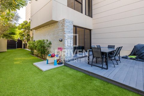 Βίλα σε DAMAC Hills (Akoya by DAMAC), Dubai, ΗΑΕ 4 υπνοδωμάτια, 415 τ.μ. Αρ. 654610 - φωτογραφία 26