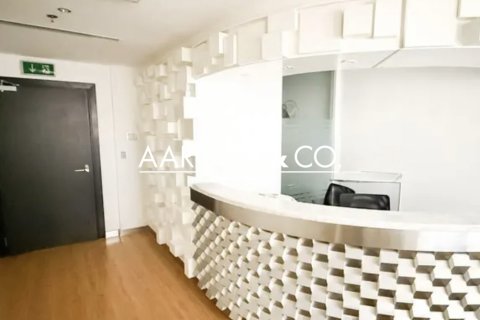 Pejabat di Jumeirah Lake Towers, Dubai, UAE 165 meter persegi № 696584 - foto 2