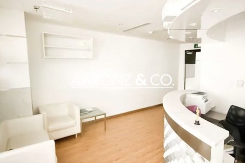 Office i Jumeirah Lake Towers, Dubai, UAE 165 kvm № 696584