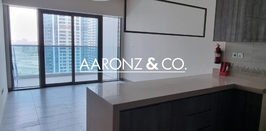 Apartman u gradu Jumeirah Lake Towers, Dubai, UAE 1 spavaća soba, 73 m2 Br. 696581