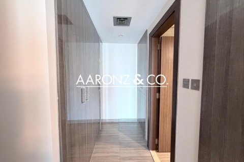 Huoneisto Jumeirah Lake Towers, Dubai, Arabiemiraatit 1 makuuhuone, 73 m2 № 696581 - kuva 5