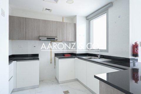 Apartman u Al Furjan, Dubai, UAE 2 spavaćih soba, 125 m2 Br. 696580 - fotografija 9