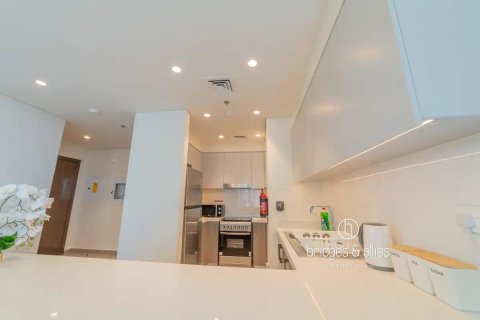 Зняти в оренду квартиру в Даунтаун Дубай (Даунтаун Бурдж Дубай), ОАЕ 2 спальні, 105м2, № 696585 - фото 10