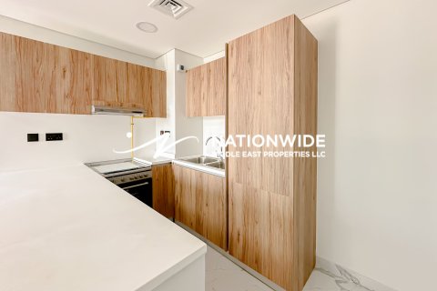 Tvåvåningshus till försäljning i Abu Dhabi, UAE 3 sovrum, 151 kvm Nr. 679457 - fotografi 6