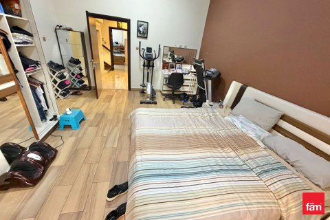 Vila u Dubai, UAE 4 spavaćih soba, 400.6 m2 Br. 709905 - fotografija 4