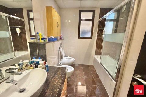 Vila u Dubai, UAE 4 spavaćih soba, 400.6 m2 Br. 709905 - fotografija 13