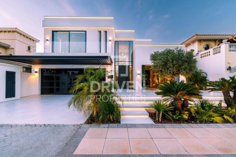 Villa te koop in Palm Jumeirah, Dubai, VAE 5 slaapkamers, 622.36 vr.m., nr 762014 - foto 3