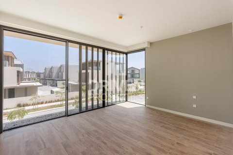 Vila v Nadd Al Sheba, Dubai, SAE 4 spálne, 474.46 m2 č. 764937 - Fotografia 15