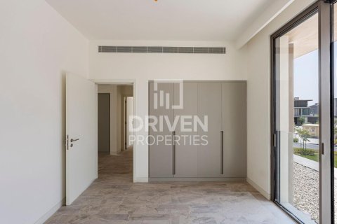 Vila v Nadd Al Sheba, Dubai, SAE 4 spálne, 474.46 m2 č. 764937 - Fotografia 13