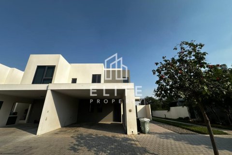 Üürile anda villa asukohaga Dubai Hills Estate, Dubai, AÜE: 4 magamistoaga, 283 m² Nr 736416 - pilt 1