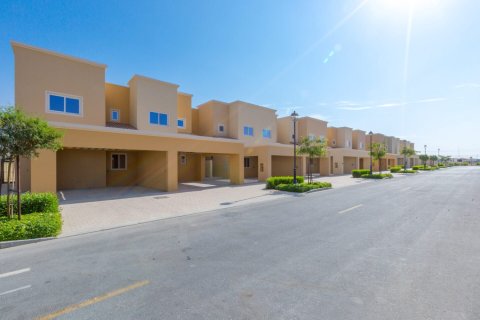 Villetta a schiera in vendita a Dubai Land, Dubai, EAU 4 camere da letto, 207 mq. № 705206 - foto 11