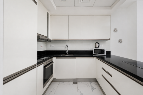 Apartment in Business Bay, Dubai, UAE 2 bedrooms, 127.08 sq.m. № 750380 - photo 4