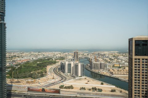 Apartment in Business Bay, Dubai, UAE 2 bedrooms, 127.08 sq.m. № 750380 - photo 13