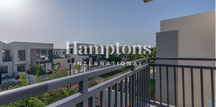 Rijtjeshuis in Dubai Hills Estate, Dubai, VAE 3 slaapkamers, 196.025 vr.m. nr 711126