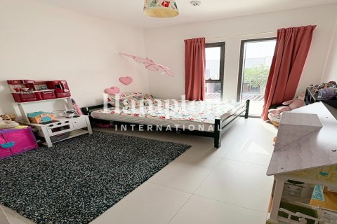 Townhouse til leje i Arabian Ranches 3, Dubai, UAE 3 soveværelser, 128.57961006 kvm № 711124 - foto 20