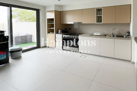 Townhouse til leje i Arabian Ranches 3, Dubai, UAE 3 soveværelser, 128.57961006 kvm № 711124 - foto 11
