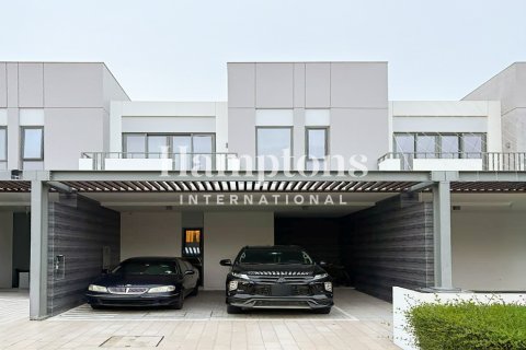 Townhouse til leje i Arabian Ranches 3, Dubai, UAE 3 soveværelser, 128.57961006 kvm № 711124 - foto 13
