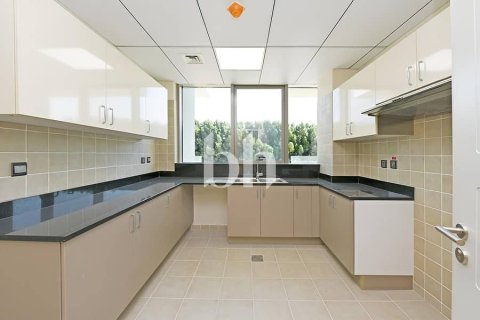 Lägenhet uthyres i Meydan, Dubai, UAE 2 sovrum, 139 kvm Nr. 642692 - fotografi 4
