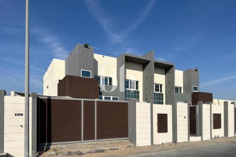 Villa Al Suyoh, Sharjahjā, AAE 8 istabas, 1013 m2 Nr. 642691 - attēls 4