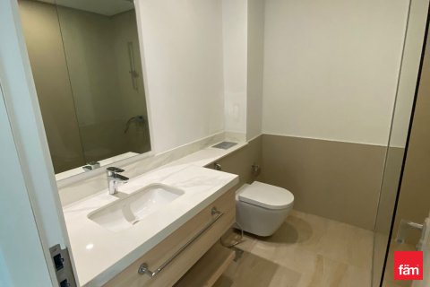 Villa te huur in Dubai, VAE 3 slaapkamers, 180 vr.m., nr 679942 - foto 21