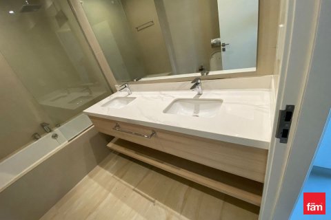 Villa te huur in Dubai, VAE 3 slaapkamers, 180 vr.m., nr 679942 - foto 18