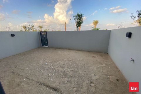 Villa te huur in Dubai, VAE 3 slaapkamers, 180 vr.m., nr 679942 - foto 16