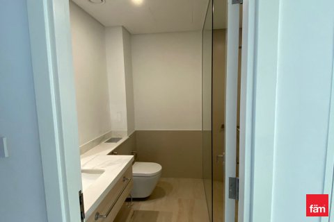 Villa te huur in Dubai, VAE 3 slaapkamers, 180 vr.m., nr 679942 - foto 20