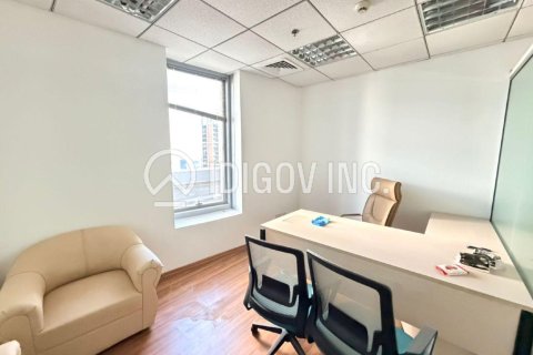 Office in Business Bay, Dubai, UAE 76 sq.m. № 679541 - photo 7