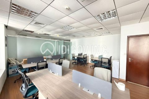 Office in Business Bay, Dubai, UAE 76 sq.m. № 679541 - photo 1