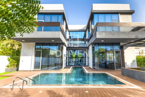 Villa para venda em Jumeirah Park, Dubai, EAU 7 quartos, 680 m2 № 653184 - foto 1