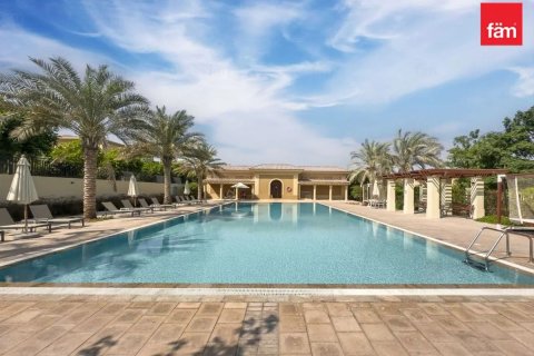 Üürile anda villa asukohaga Dubai, AÜE: 4 magamistoaga, 451.2 m² Nr 711530 - pilt 24