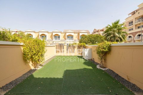 טאונהאוס למכירה ב Jumeirah Village Circle, Dubai, איחוד האמירויות  1 חדר שינה, 179.95 מ"ר, מספר 765442 - תמונה 14