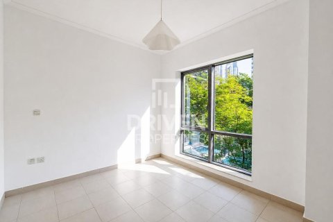Müüa korter asukohaga Downtown Dubai (Downtown Burj Dubai), Dubai, AÜE: 2 magamistoaga, 134.71 m² Nr 765443 - pilt 2