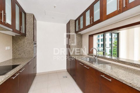 Müüa korter asukohaga Downtown Dubai (Downtown Burj Dubai), Dubai, AÜE: 2 magamistoaga, 134.71 m² Nr 765443 - pilt 12
