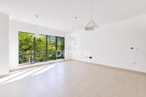 Müüa korter asukohaga Downtown Dubai (Downtown Burj Dubai), Dubai, AÜE: 2 magamistoaga, 134.71 m² Nr 765443 - pilt 11