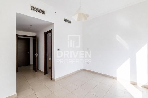 Müüa korter asukohaga Downtown Dubai (Downtown Burj Dubai), Dubai, AÜE: 2 magamistoaga, 134.71 m² Nr 765443 - pilt 8