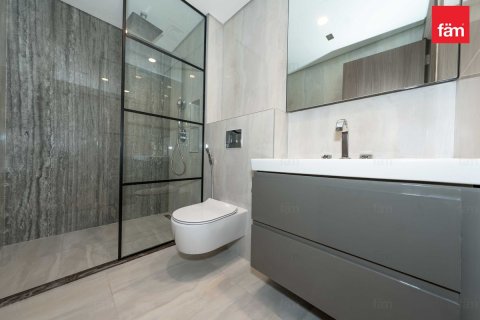 Apartment in Business Bay, Dubai, UAE 2 bedrooms, 119.5 sq.m. № 647668 - photo 13