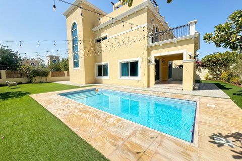 Jumeirah Park、Dubai、UAEにあるヴィラ 4ベッドルーム、641.19 m2 No750616