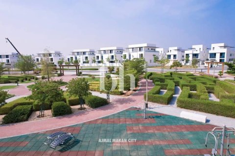 Villa para venda em Sharjah, EAU 4 quartos, 247 m2 № 642637 - foto 18