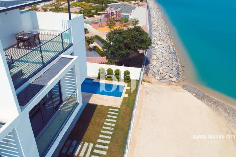 Villa para venda em Sharjah, EAU 4 quartos, 247 m2 № 642637 - foto 14