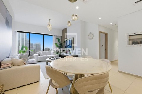 Apartmen di Downtown Dubai (Downtown Burj Dubai), Dubai, UAE 2 bilik tidur, 109.07 meter persegi № 757094 - foto 2