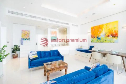Palm Jumeirah, Dubai, UAE의 판매용 아파트 침실 1개, 120제곱미터 번호 698616 - 사진 3
