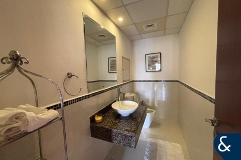 Appartement te koop in Jumeirah Beach Residence, Dubai, VAE 1 slaapkamer, 113 vr.m., nr 688550 - foto 8