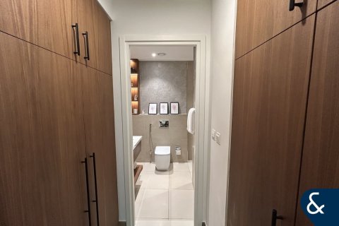 Appartement te koop in Town Square, Dubai, VAE 2 slaapkamers, 99 vr.m., nr 688556 - foto 12