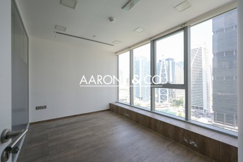 Снять в аренду офис в Джумейра Лейк Тауэрс, Дубай, ОАЭ 89м2, № 642136 - фото 10